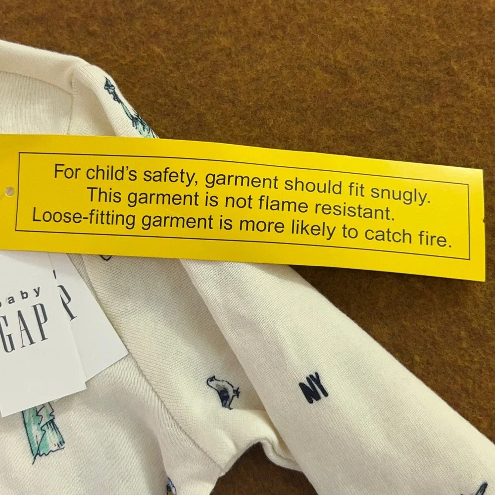 Gap Kids Size 8 Cream NYC Print Organic Cotton 2 Piece Pajama Set NWT